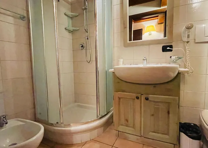 Zwei-zimmer-wohnung Im Dachgeschoss 4 P- L- Frejus By Interhome *
