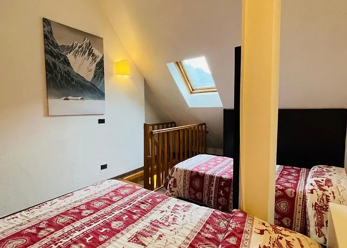 Zwei-zimmer-wohnung Im Dachgeschoss 4 P- L- Frejus By Interhome Bardonecchia