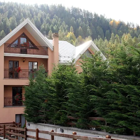 Zwei-zimmer-wohnung Im Dachgeschoss 4 P- L- Frejus By Interhome *