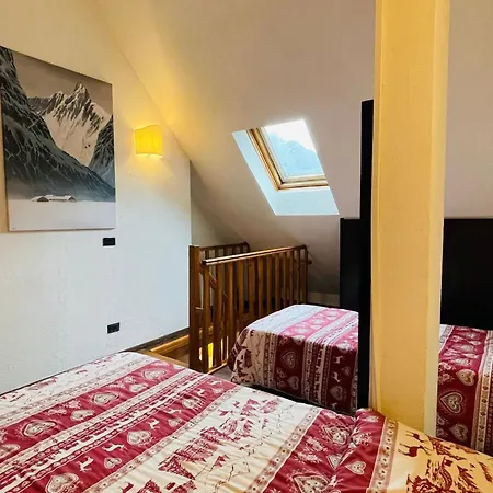 Zwei-zimmer-wohnung Im Dachgeschoss 4 P- L- Frejus By Interhome Bardonecchia